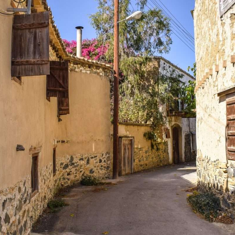 ¿Paredes de Nava es la nueva joya de Palencia? Razones para invertir antes de que suban los precios
