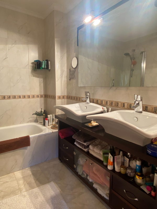 440cbf1c-5ce3-47f5-97fb-f5a1ae4674d4_v1 Chalet en venta en Urbanización Dos Pasos – Grijota – Palencia
