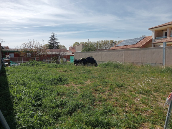 Parcela en venta – Venta de Baños – Palencia