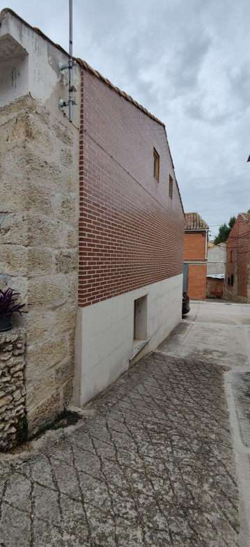 Casa en venta en Valdespina – Palencia
