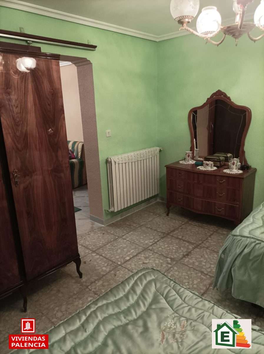 img-20250730-wa0010-1-scaled Casa en venta en Paredes de Nava