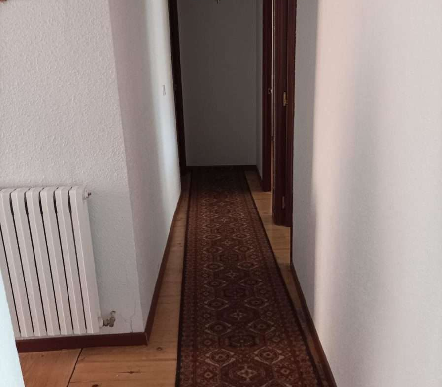 Casa en venta en Paredes de Nava