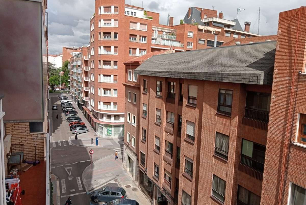 Vivienda en Venta en Calle Rizarzuela