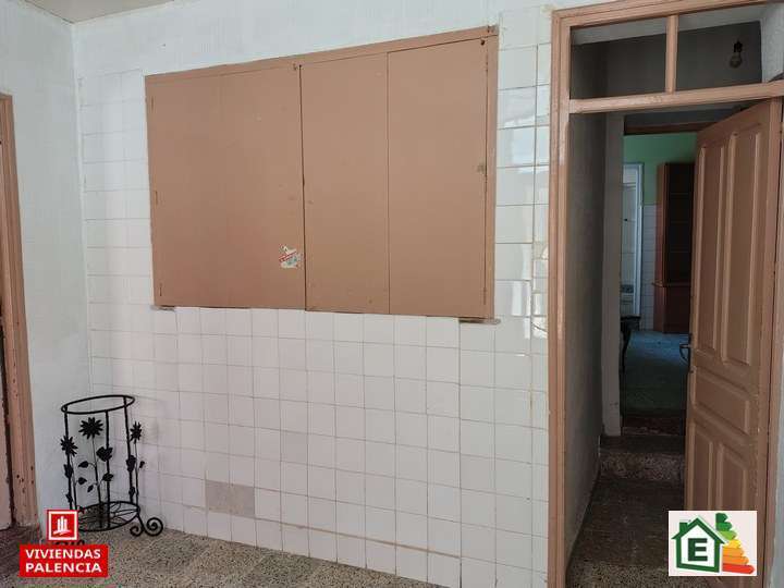 Casa en venta en Paredes de Nava