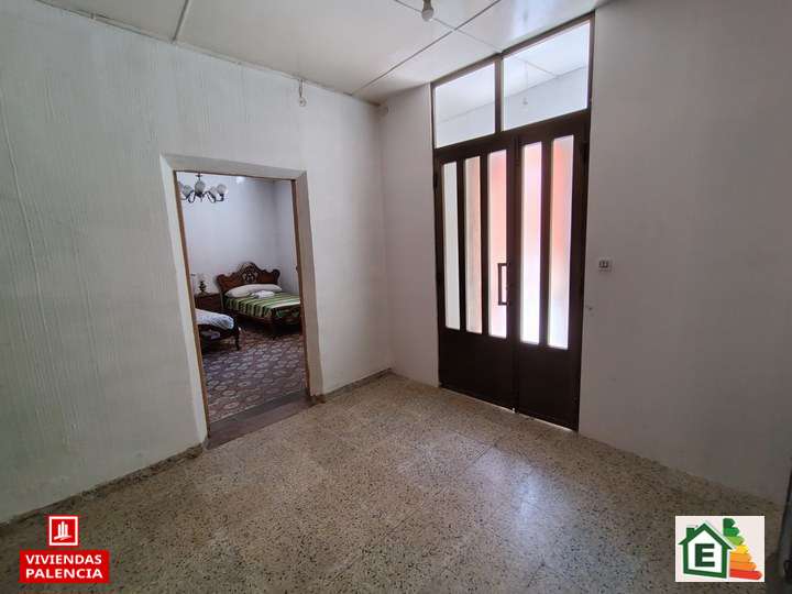Casa en venta en Paredes de Nava