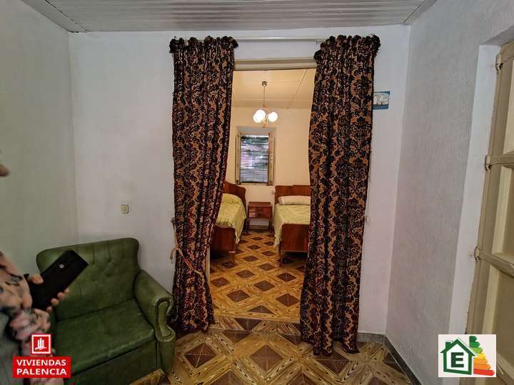 Casa en venta en Paredes de Nava