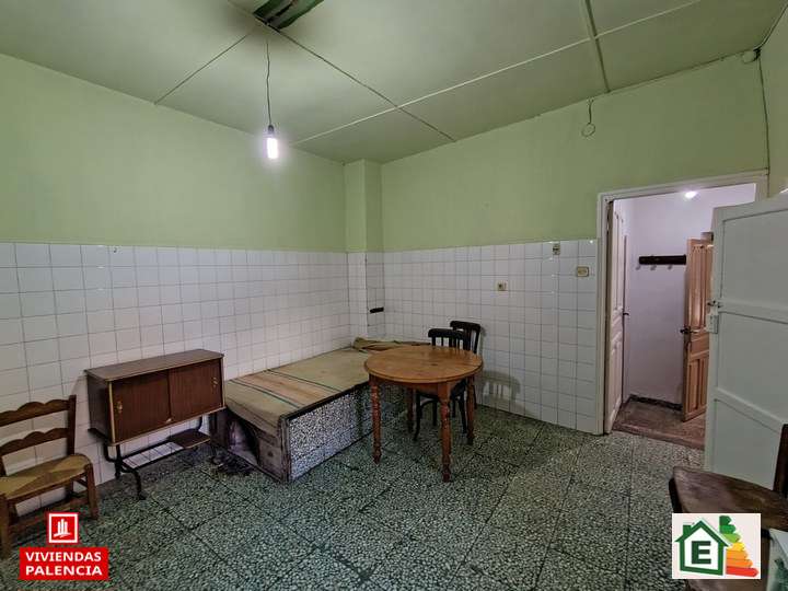 Casa en venta en Paredes de Nava