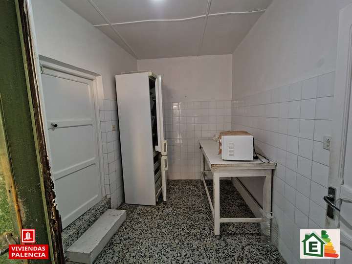 Casa en venta en Paredes de Nava